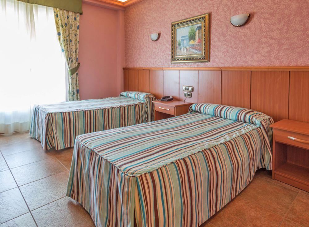 Hotel Real De Castilla Tordesillas Ngoại thất bức ảnh