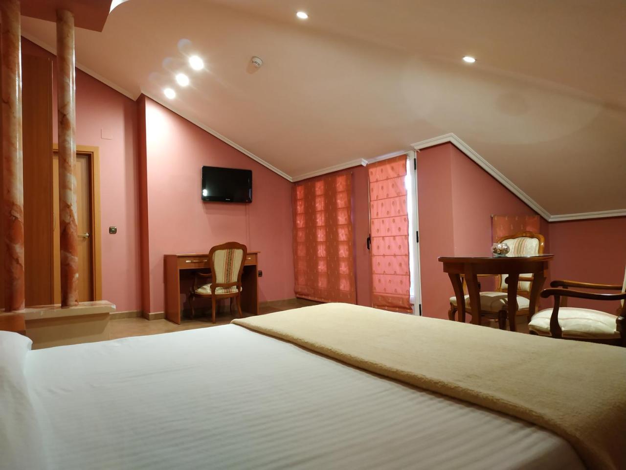 Hotel Real De Castilla Tordesillas Ngoại thất bức ảnh