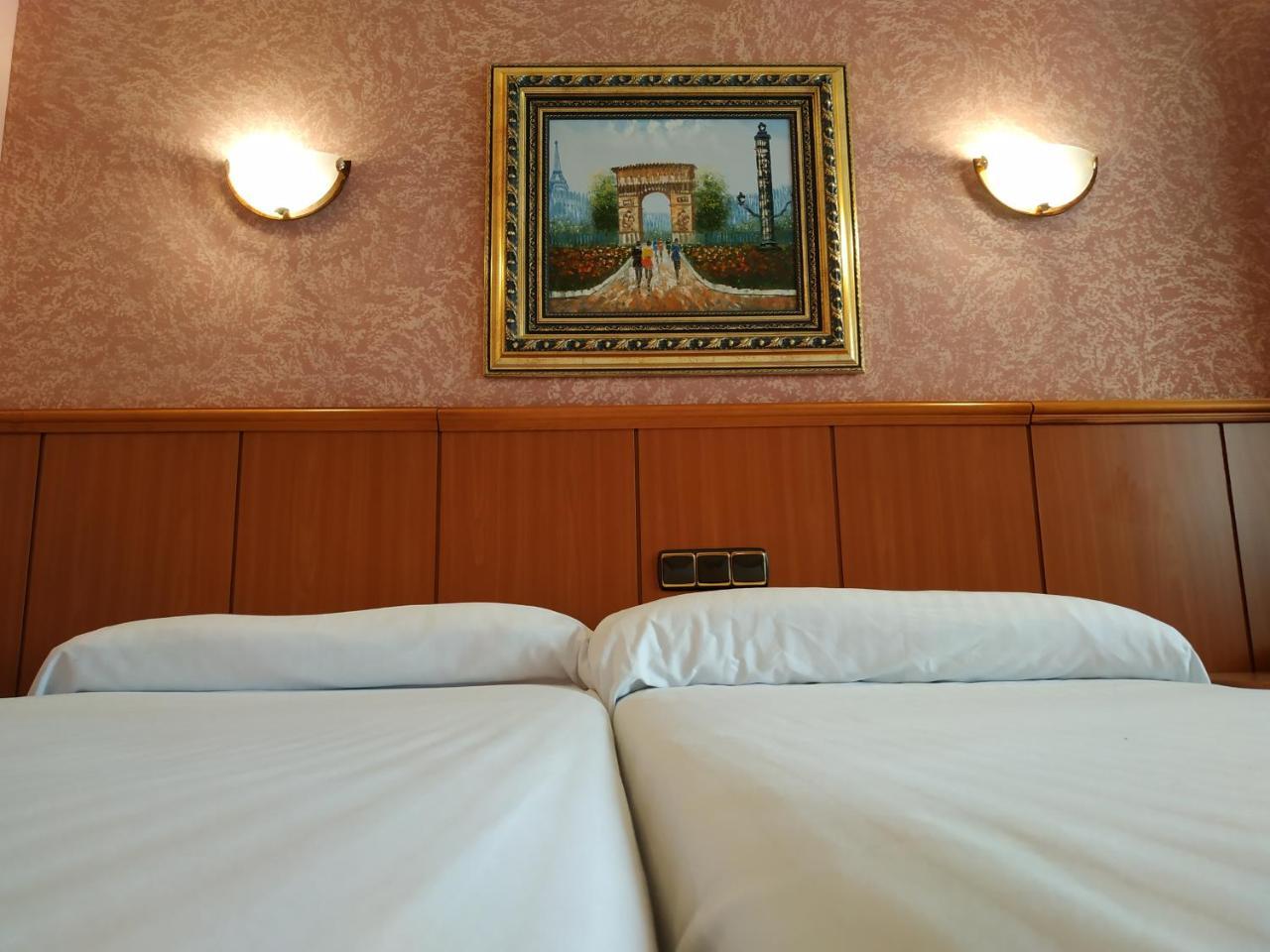 Hotel Real De Castilla Tordesillas Ngoại thất bức ảnh