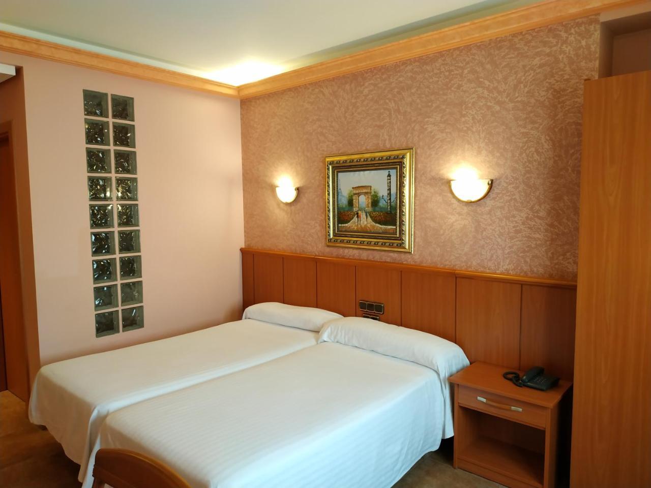 Hotel Real De Castilla Tordesillas Ngoại thất bức ảnh